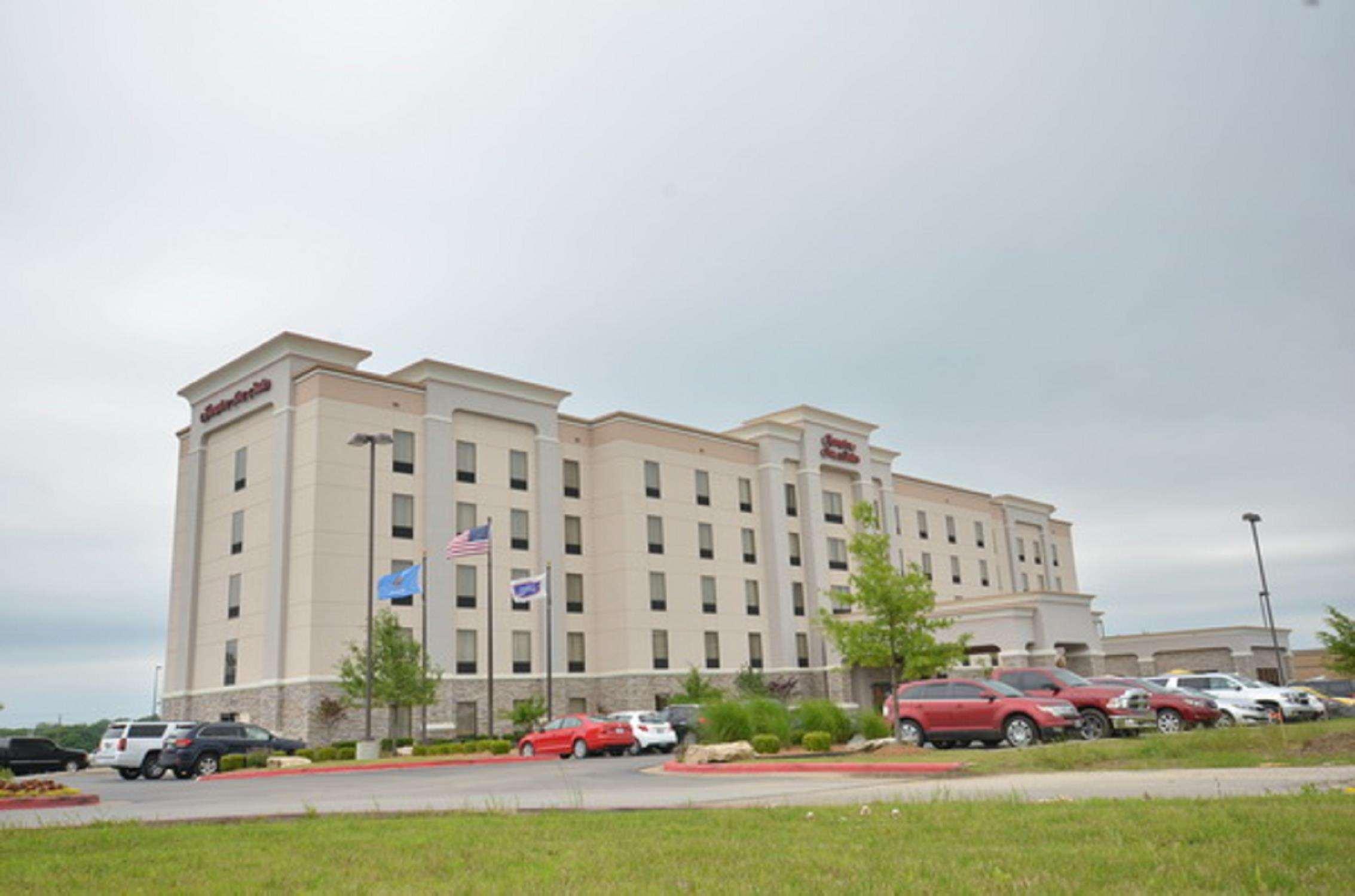 Hampton Inn & Suites Tulsa / Catoosa Exterior foto