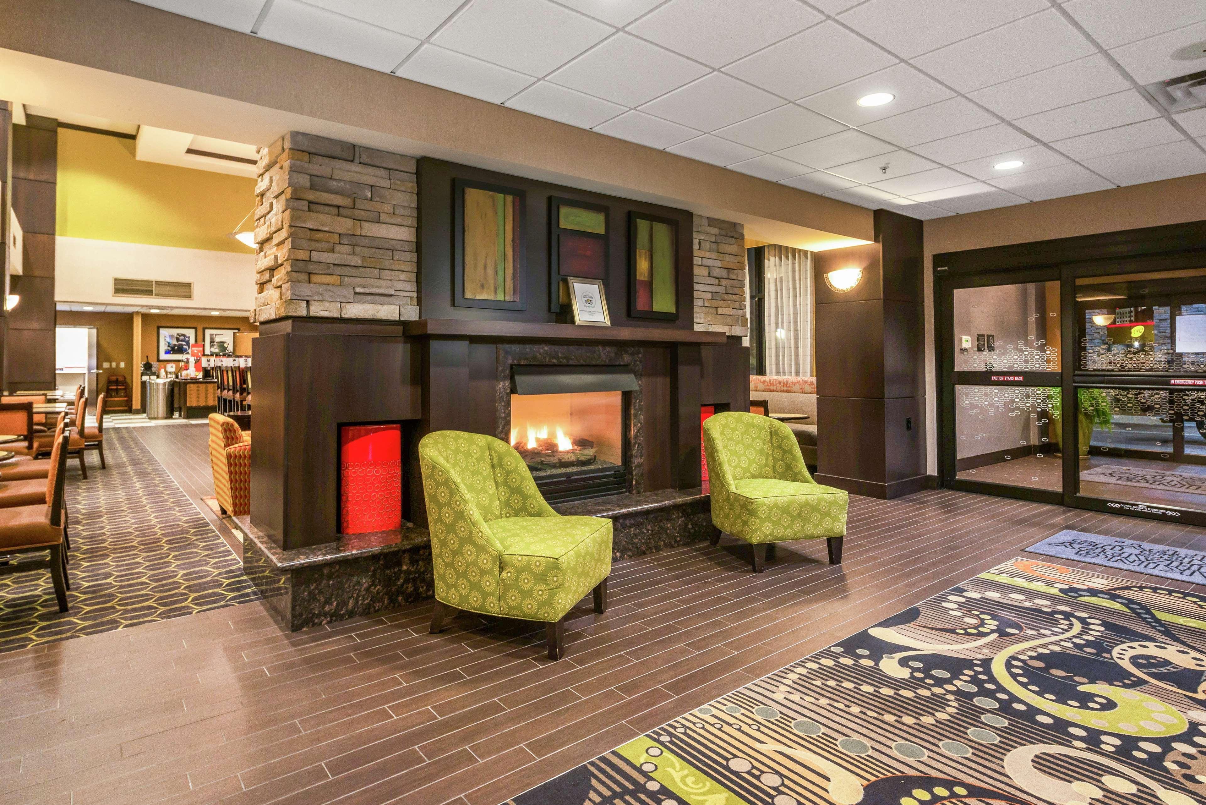 Hampton Inn & Suites Tulsa / Catoosa Exterior foto