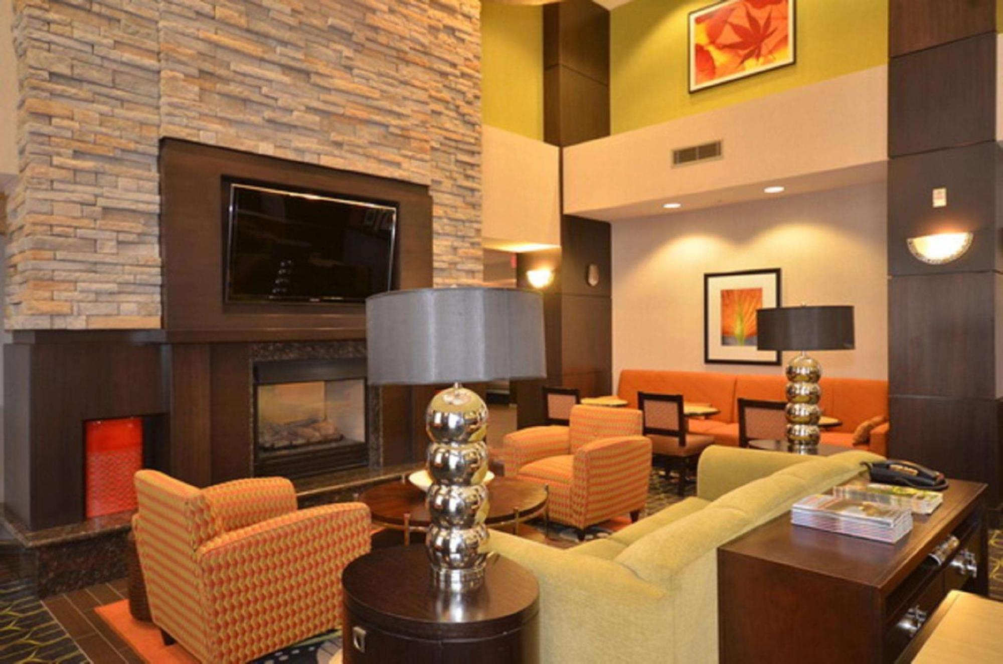 Hampton Inn & Suites Tulsa / Catoosa Exterior foto